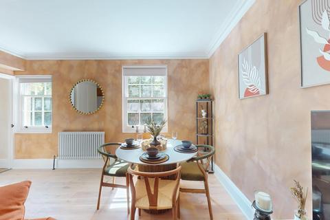 Caledonian Road, London N1