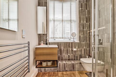 2 bedroom property for sale, 60 Millbank, Westminster, London, SW1P