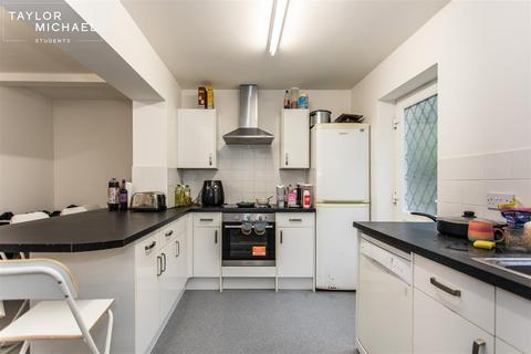 7 bedroom semi-detached house to rent, The Avenue, Brighton