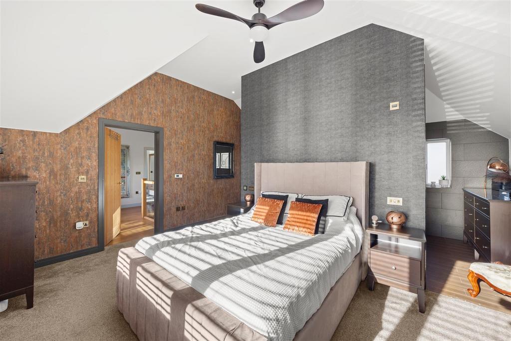 Main Bedroom 1
