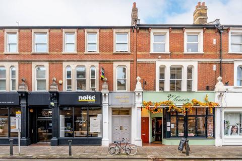 undefined, The Causeway, Teddington, London, TW11