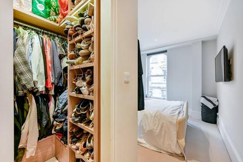 undefined, The Causeway, Teddington, London, TW11