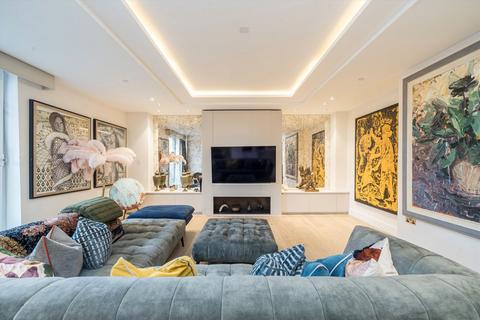2 bedroom flat to rent, Radnor Terrace, London W14