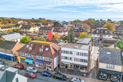 2 bedroom apartment for sale, Lymington Road, Highcliffe, Christchurch, BH23