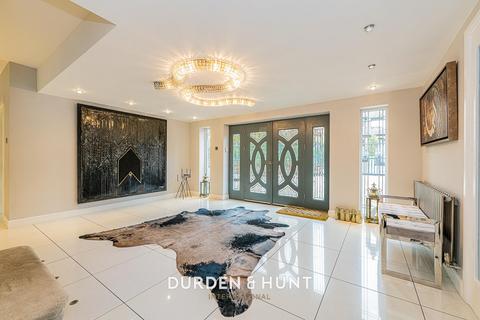undefined, The Dell, Woodford Green IG8