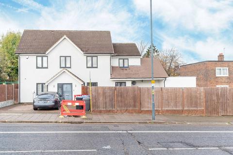 undefined, Kingsbury Road, Kingsbury, London, NW9