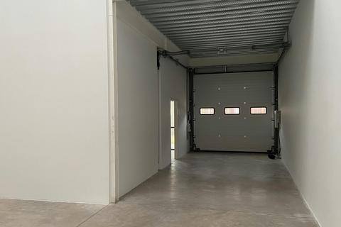 Warehouse to rent, 10 Endermere Rd Coventry CV6 5PY