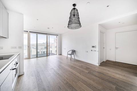 1 bedroom flat to rent, Rutherford Heights, Elephant and Castle, London, SE17