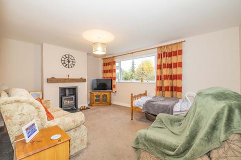 3 bedroom semi-detached house for sale, Cedar Road, Sturry, Canterbury, Kent, CT2