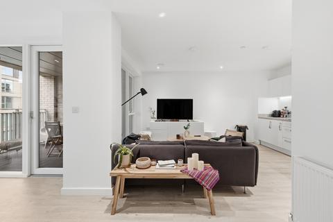 3 bedroom flat for sale, 28 Thomas Road, London E14