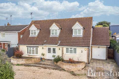 5 bedroom detached house for sale, Robjohns Road, Chelmsford, CM1