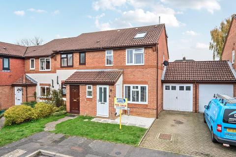 3 bedroom semi-detached house for sale, Willowmead, Leybourne, West Malling