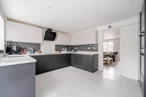 3 bedroom semi-detached house for sale, Willowmead, Leybourne, West Malling