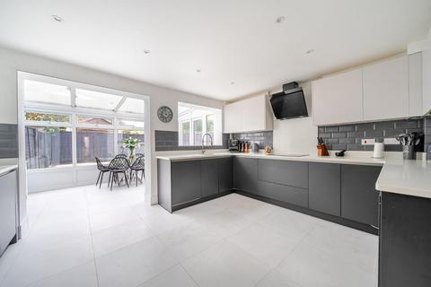 3 bedroom semi-detached house for sale, Willowmead, Leybourne, West Malling