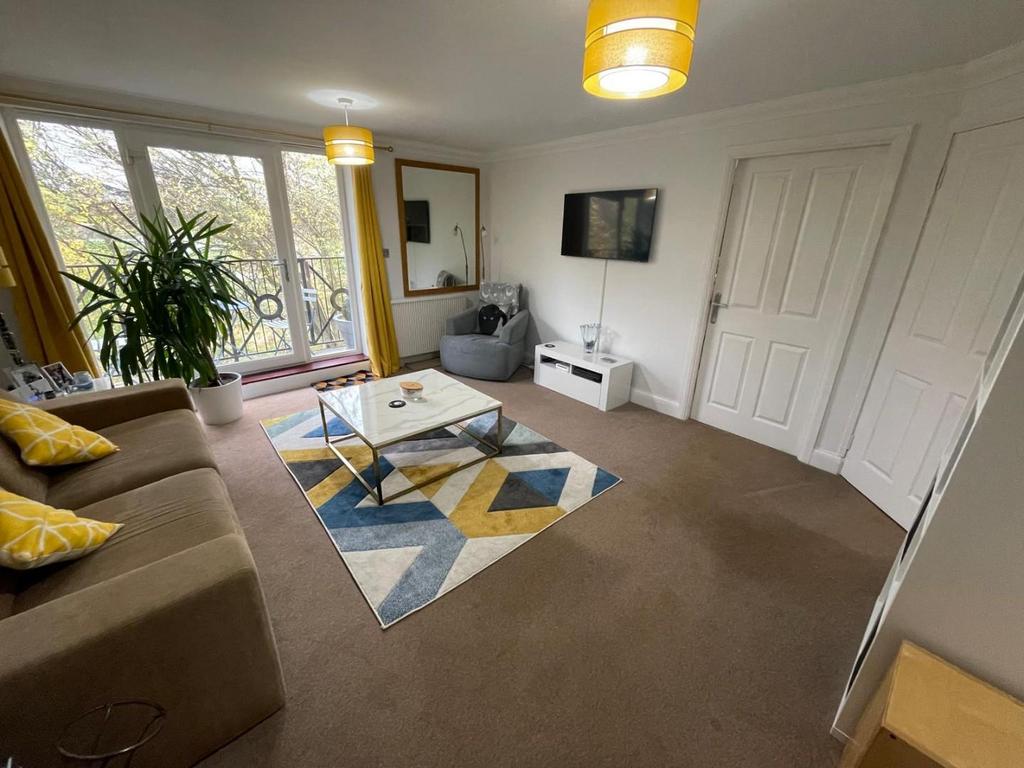 Living Room.jpg