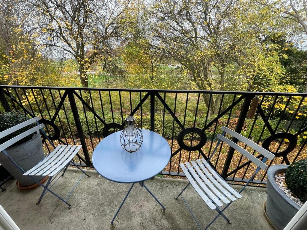 Balcony.jpg