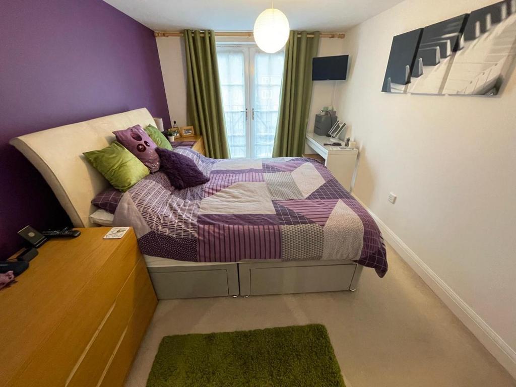 Bedroom One.jpg