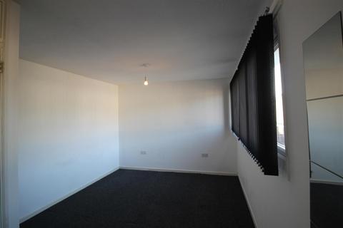 undefined, 26 Kildonan Close, Strelley. NG8 6NY