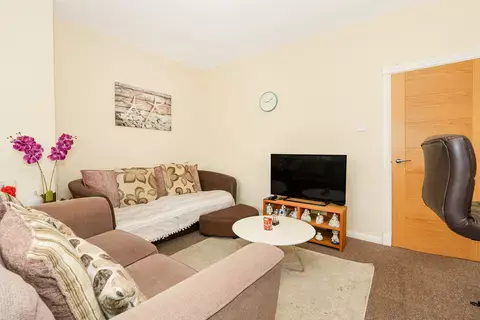 undefined, Apartment 6, Atholville Apartments, Douglas