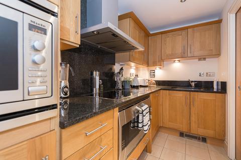 2 bedroom apartment for sale, Lensbury Avenue, Imperial Wharf, SW6