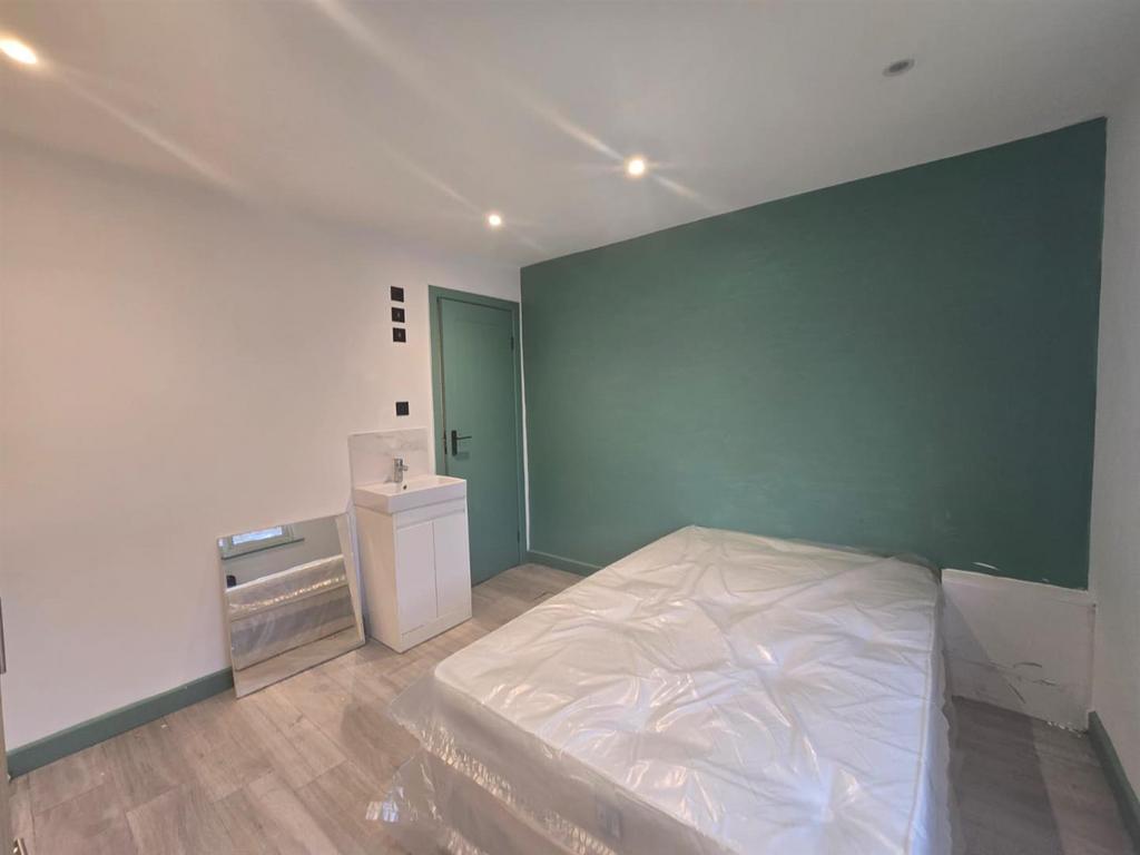 Whats App Image 2025-11-10 at 12.55.11 cede9f60.jpg