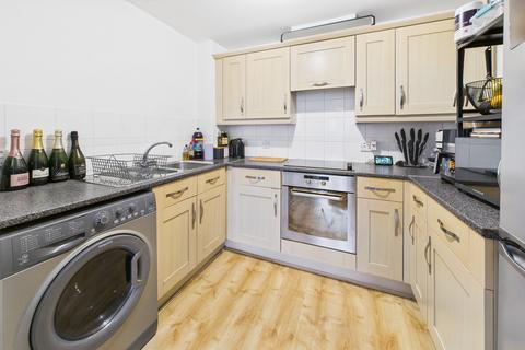undefined, Ovaltine Drive, Kings Langley, WD4