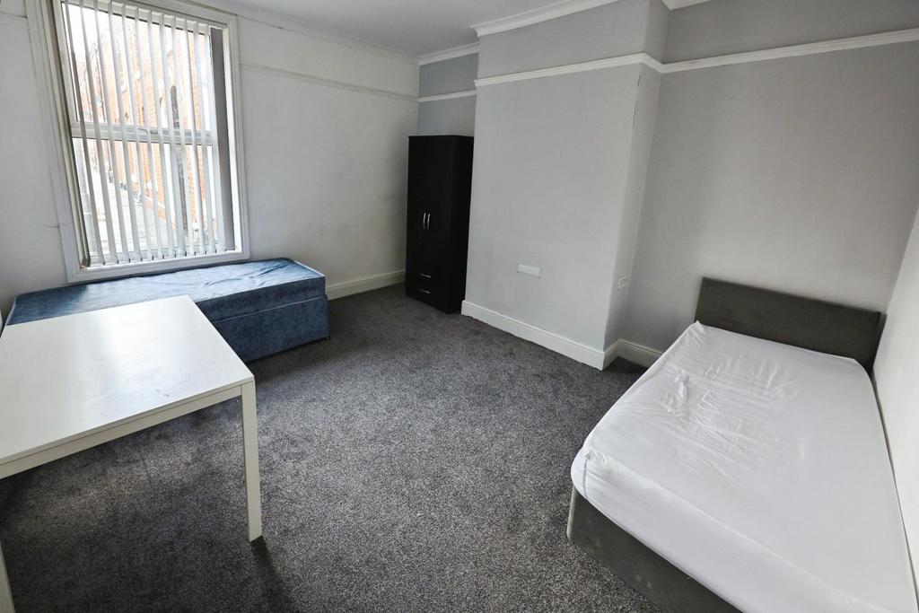 317c89ed-PK7 A4671.JPG