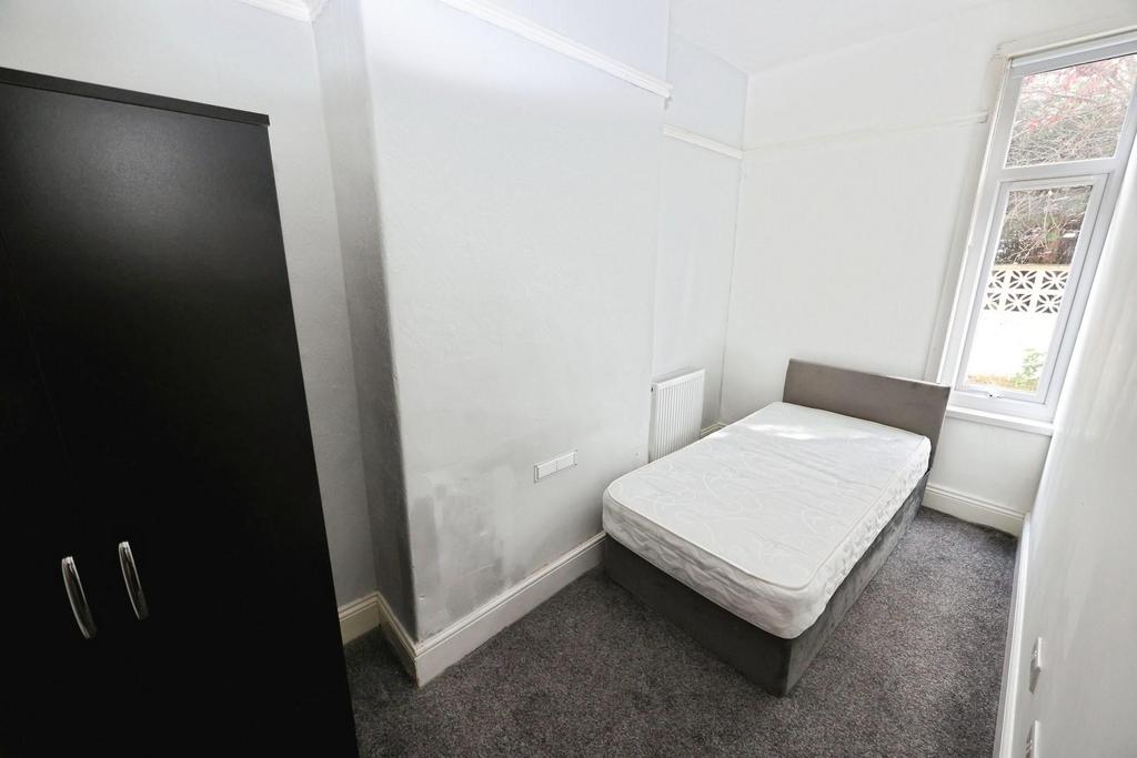 238d4f16-PK7 A4678.JPG