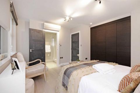 3 bedroom apartment to rent, Boydell Court, St Johns Wood Park, St Johns Wood