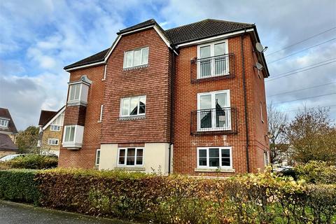 2 bedroom flat to rent, Hedgers Way, Ashford TN23