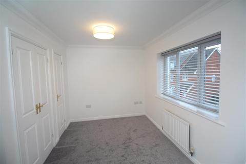 undefined, Hedgers Way, Ashford TN23
