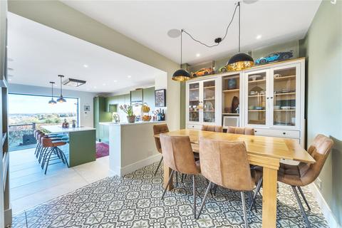 4 bedroom semi-detached house for sale, Sparrows Green Road, Sparrows Green