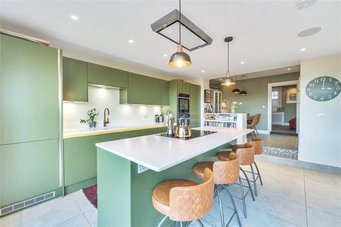 4 bedroom semi-detached house for sale, Sparrows Green Road, Sparrows Green