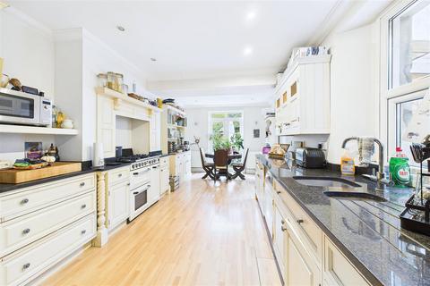 undefined, Prime Clevedon location near amenities