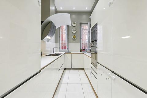 undefined, Finchley Road, Hampstead, London, NW3
