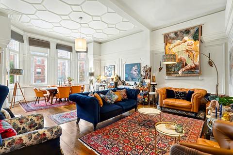 3 bedroom apartment for sale, Grosvenor House, Finchley Road, Hampstead, London NW3