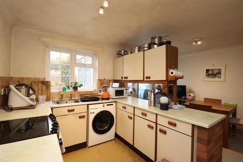 3 bedroom detached house for sale, Canon Grove, Yarm, TS15 9XE