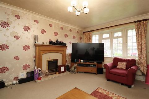 3 bedroom detached house for sale, Canon Grove, Yarm, TS15 9XE