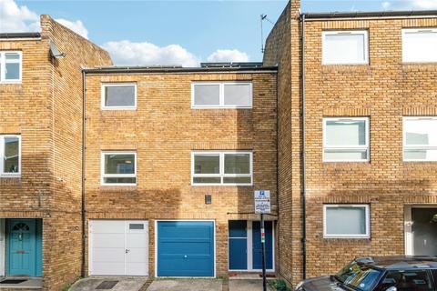 Rochelle Close, SW11