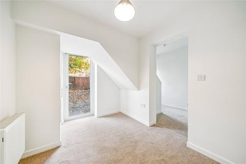 undefined, Rochelle Close, SW11