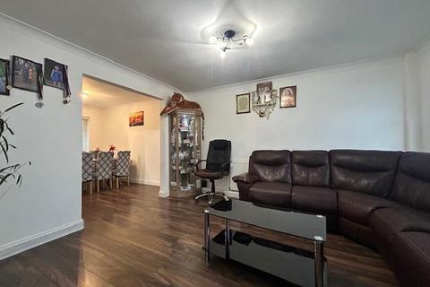 undefined, Lowick Court, Northampton NN3