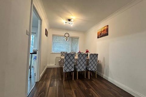 undefined, Lowick Court, Northampton NN3