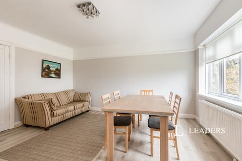 2 bedroom flat to rent, Manor Road, Bournemouth, Dorset, BH1