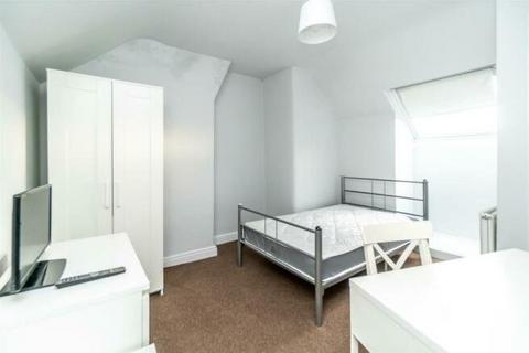 4 bedroom terraced house to rent, All Saints Street, Nottingham NG7