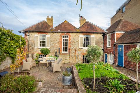 undefined, Stade Street, Hythe, CT21