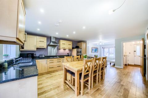 3 bedroom semi-detached house for sale, Laneham Place, Kenilworth