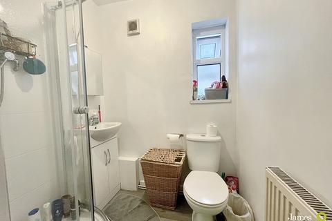 undefined, Claude Road, Cardiff CF24