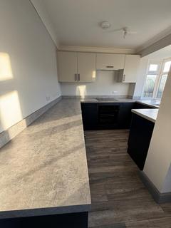 2 bedroom terraced house to rent, High Street West, Redcar TS10