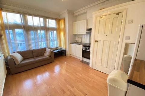 undefined, Craven Avenue, Ealing