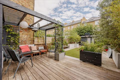 3 bedroom flat for sale, Coningham Road, Shepherd's Bush W12